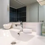 شقة Rea