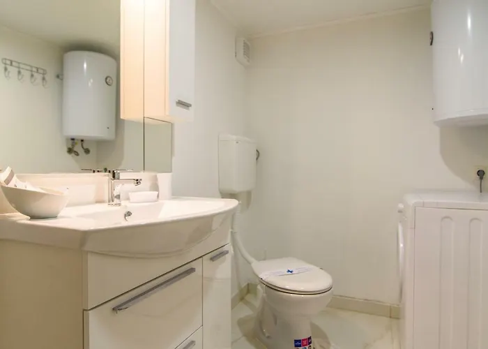 Rea Apartment